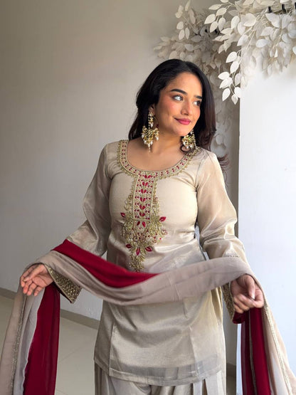 Tebby Organza Embroidery Thread Work Ethnic Suit Set - Your ConnorTebby Organza Embroidery Thread Work Ethnic Suit SetYour Connor